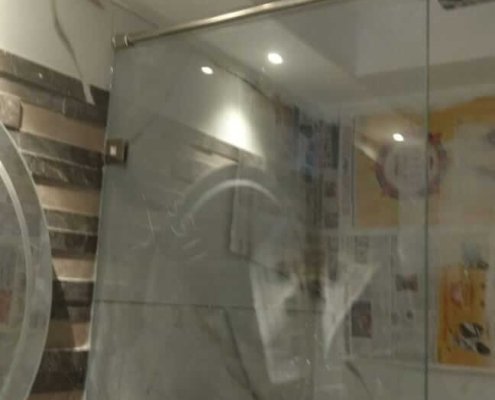 Shower Cubical (1)